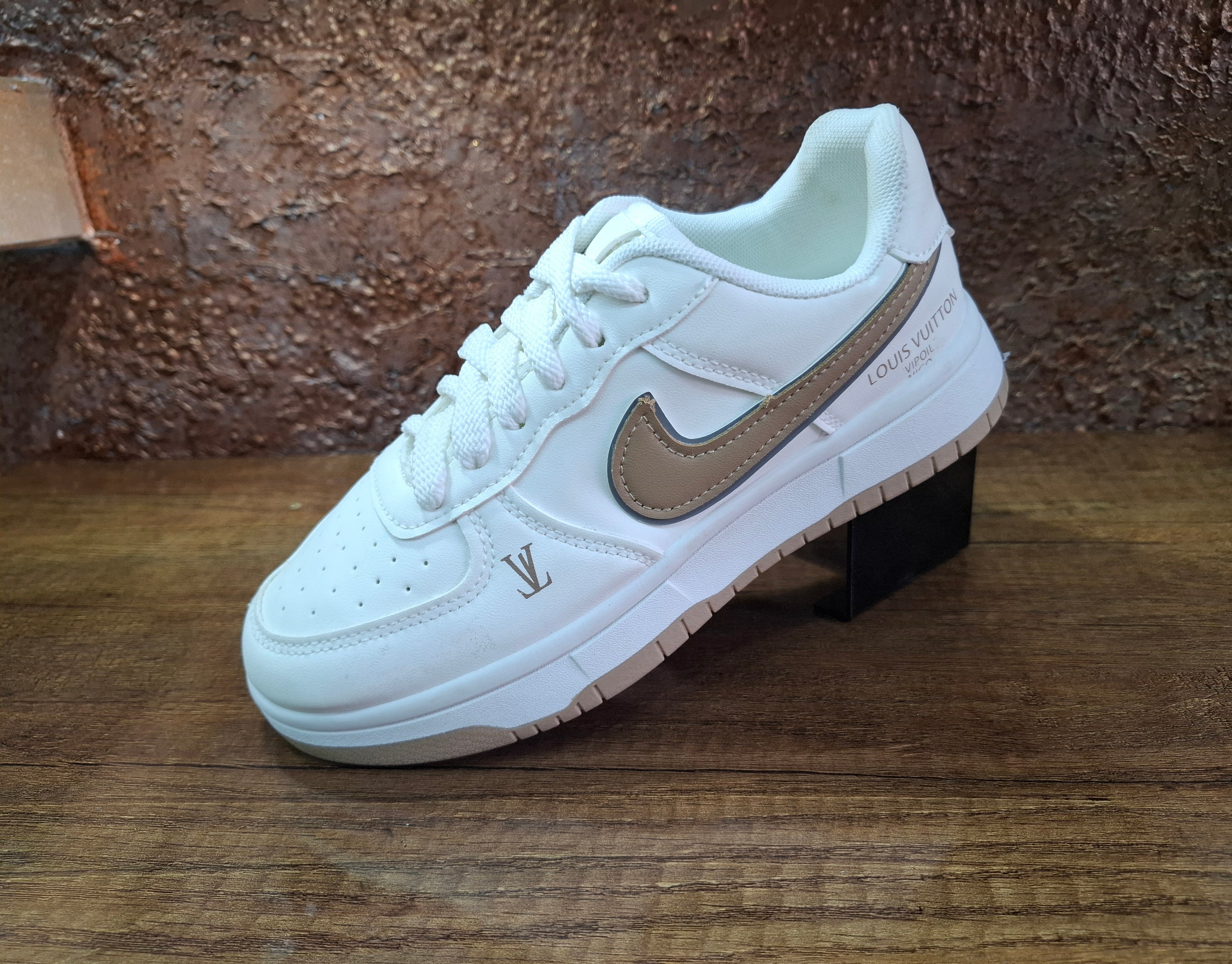 Air Jordan coupée 1650DA