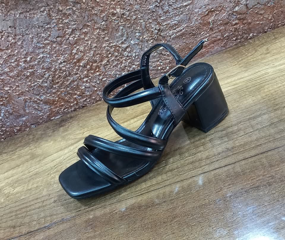 Sandal femmes demi talon