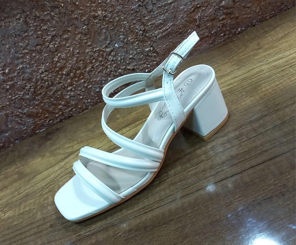 Sandal femmes demi talon