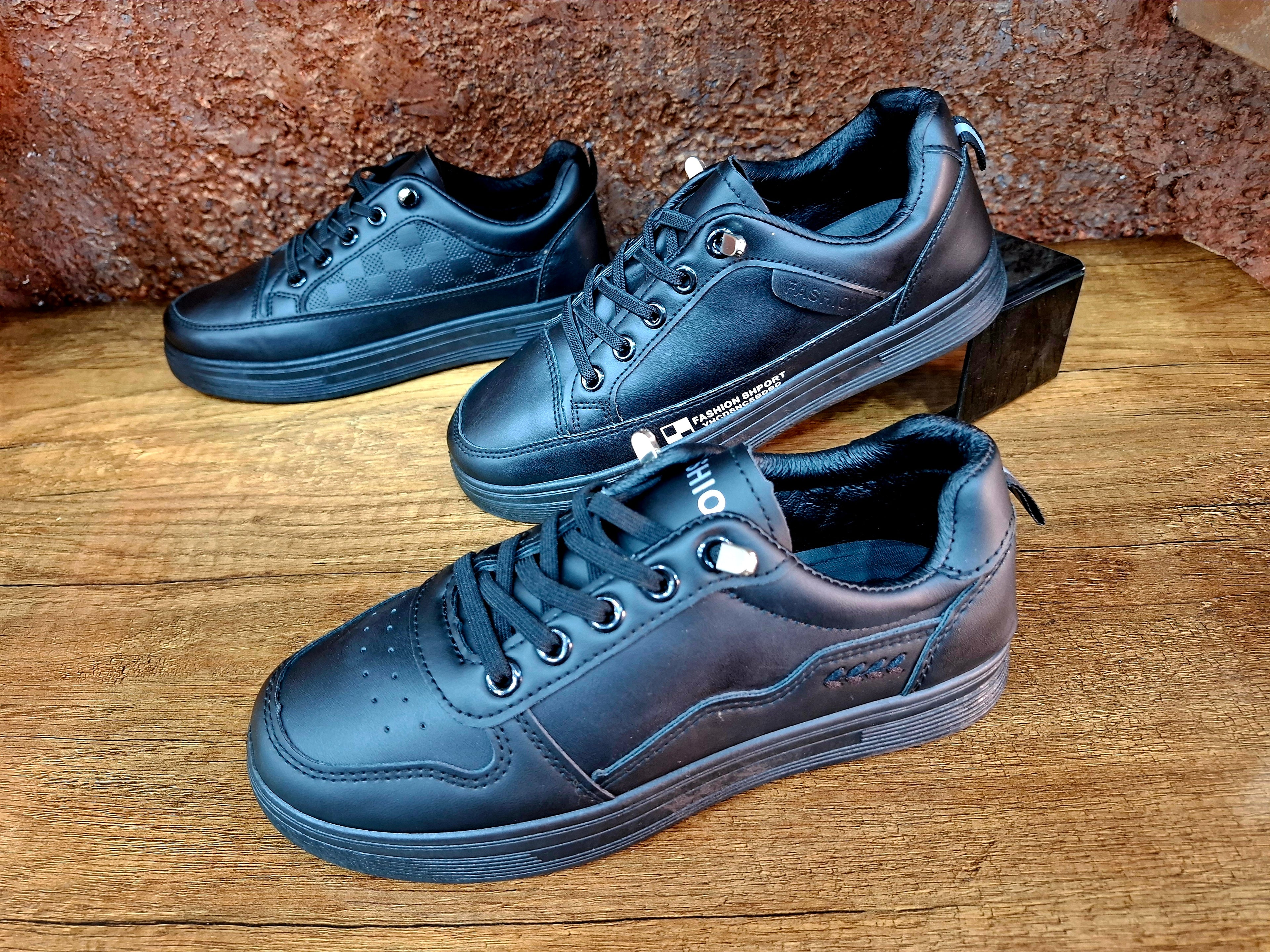 Basket noire simple pour tout les styles